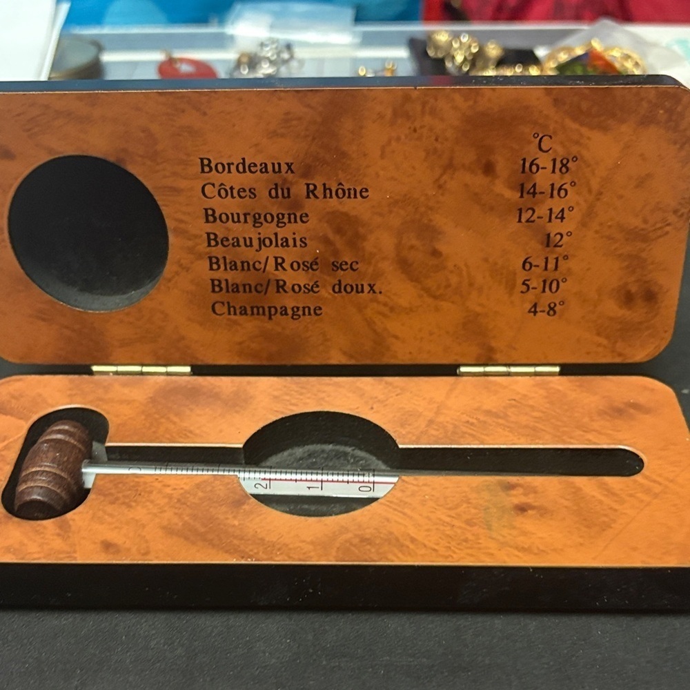 Vintage Wooden Wine Thermometer Case With Thermometer - Picture 4 of 8